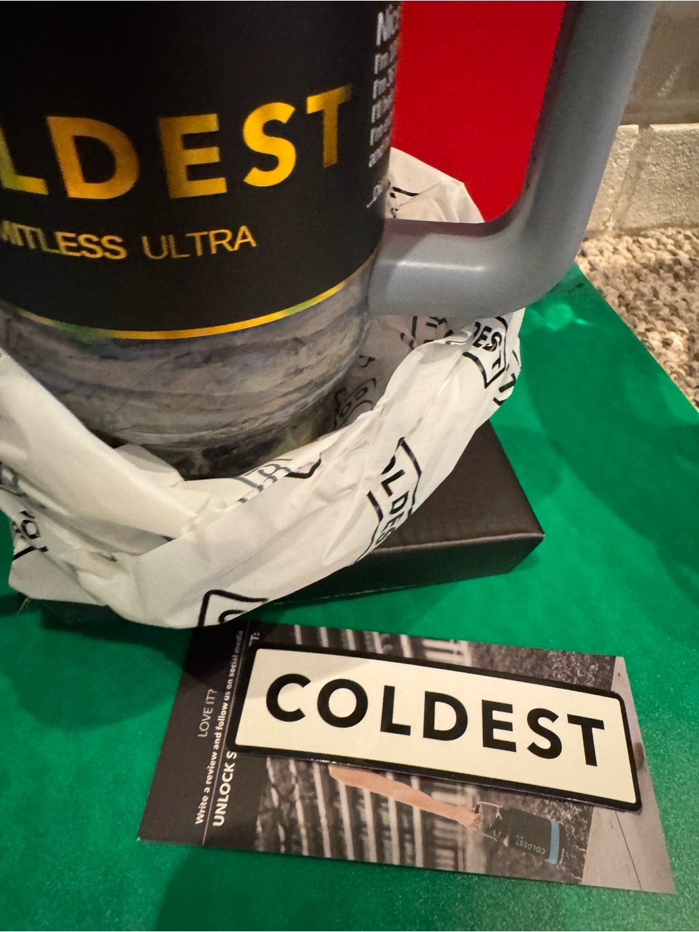Coldest Limitless Ultra Mont Sainte Bottle in Gray - Picture 5 of 12